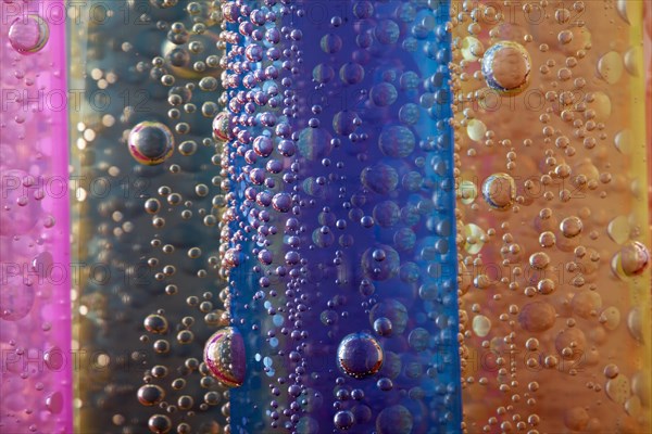 Colorful straws with air bubbles