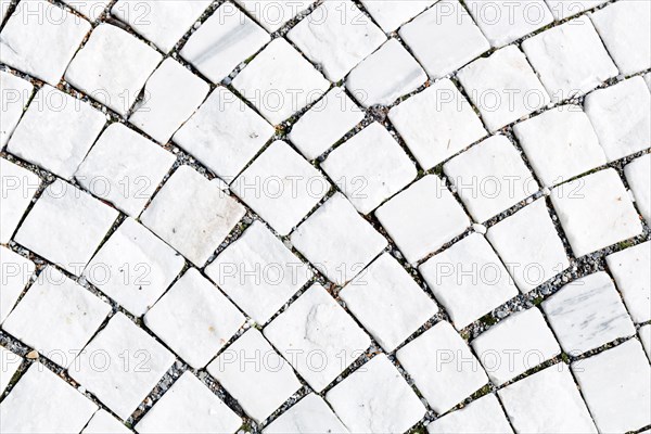 Floor paved with marble stones from Laaser Marmor
