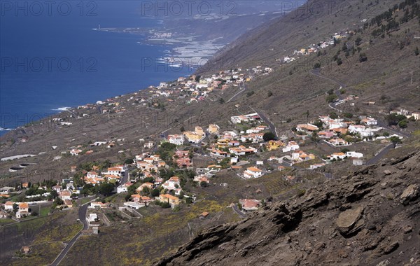The village of Los Quemados built on lava soil