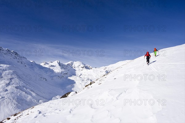 Ski touring in the ascent to the Kalfanwand in Val Martello