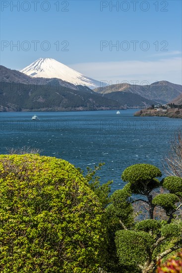 Ashi Lake