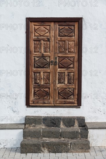 Wooden entrance door