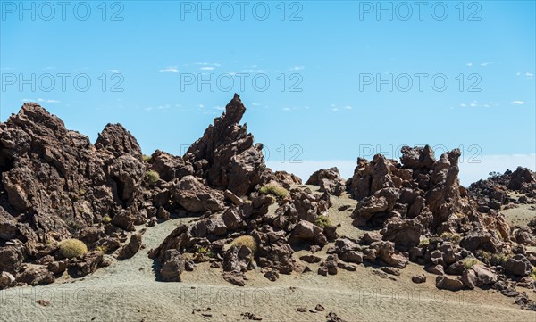 Volcanic landscape surrounding the Pico del Teide