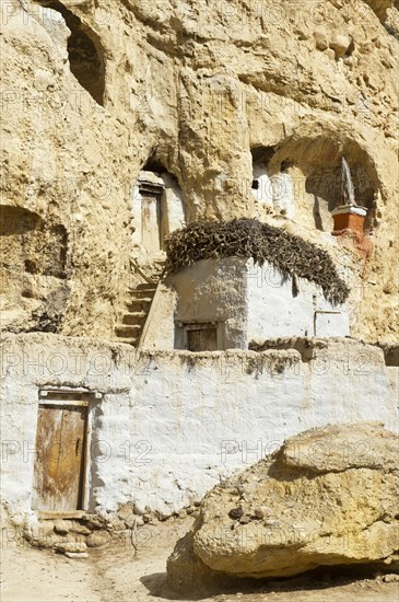 Residential caves in rocks