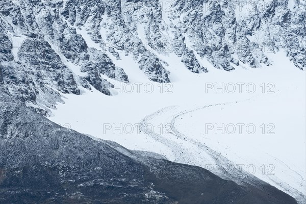 Mountains and Monacobreen glacier