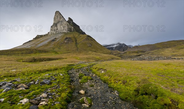 Alkhornet mountain