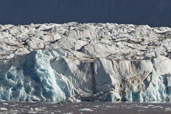 Ice at the glacier edge