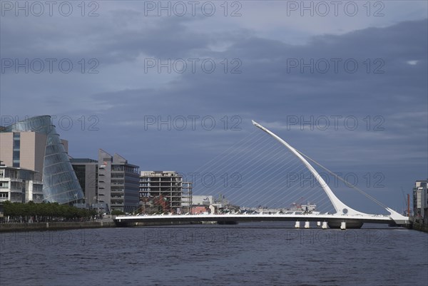 Samuel Beckett Bridge