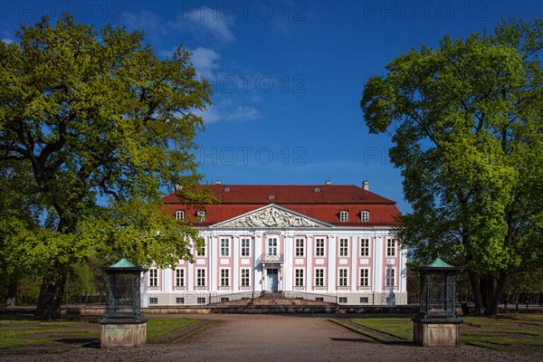 Friedrichsfelde Palace