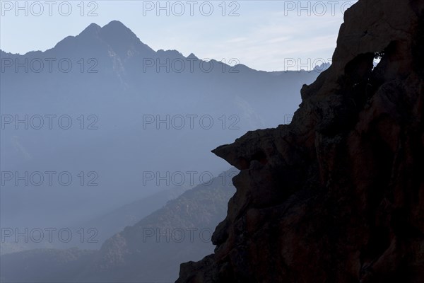 Bizarre rock erosions