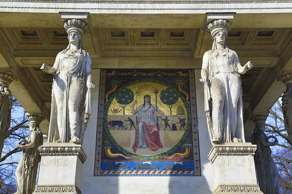 Angel of Peace monument with load-bearing female statues and mosaics