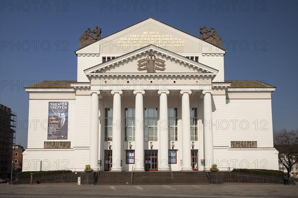 Theater Duisburg theatre
