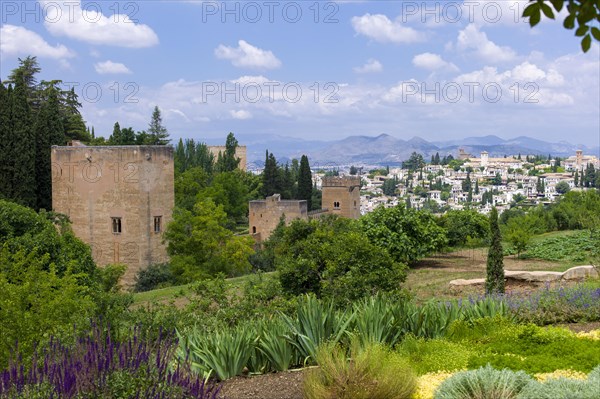 View of the Sabikah Hill seen from the Alhambra palace