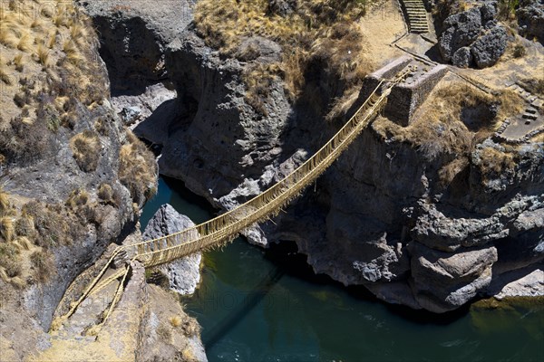 Qu'eswachaka suspension bridge