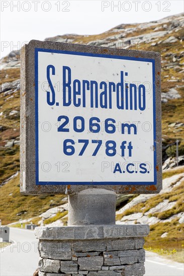 Sign on the San Bernardino pass