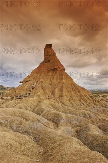 Castildetierra or Castil de Tierra