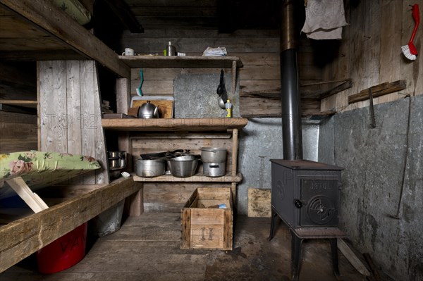 Texas Bar Cabin