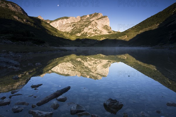 Rofanspitze reflected in Zireiner See
