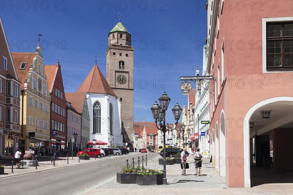 Reichsstadtstrasse street with Liebfrauenmunster or the Munster of our Dear Lady