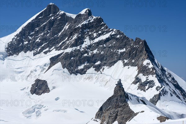 Jungfraujoch saddle