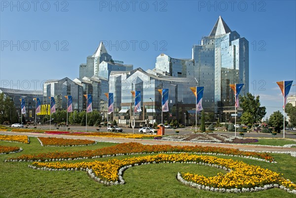 Nurly Tau Business Centre on Al-Farabi Avenue