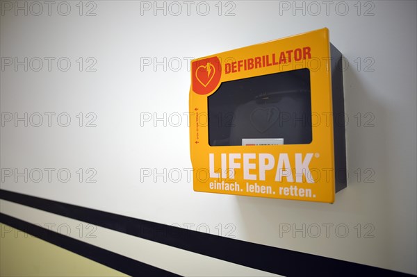 LIFEPAK defibrillator