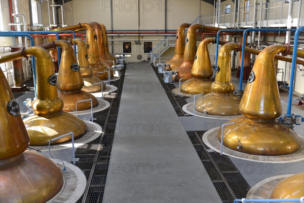 Distillation tanks