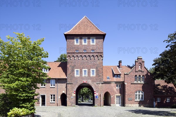 Walkenbruckentor Gate or Walkenbrucker Toranlage