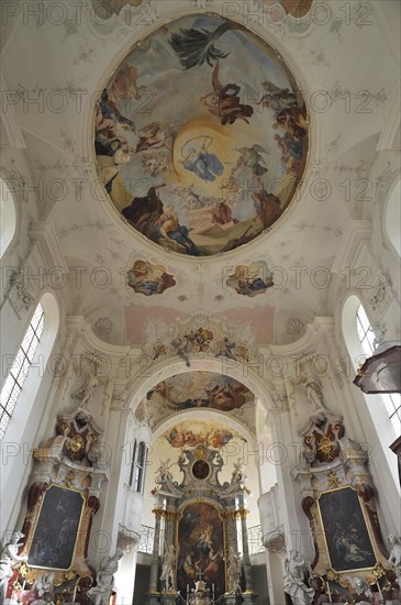 Chancel and vault of the palace church of St. Mary