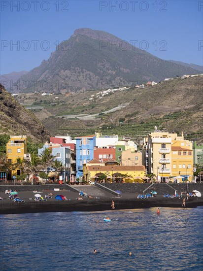 Black beach of Puerto de Tazacorte