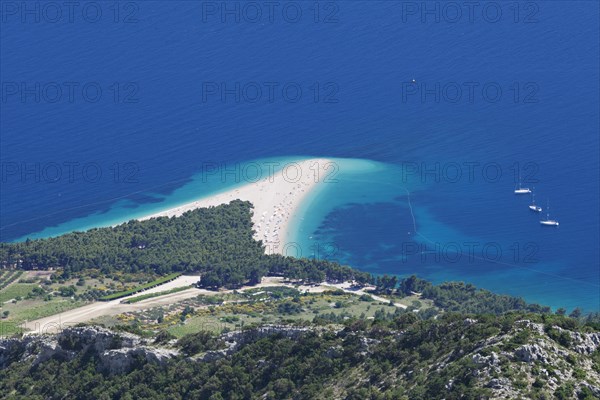 The beach at Zlatni Rat or Golden Horn