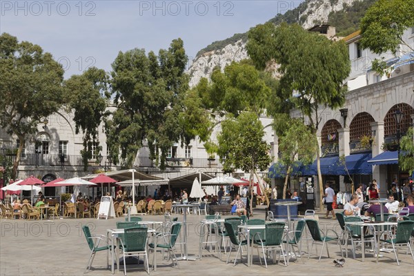 Casemates Square