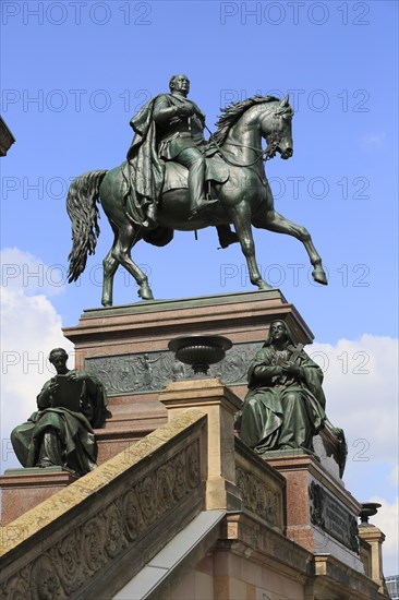 Equestrian statue of King Friedrich Wilhelm IV outside Alte Nationalgalie