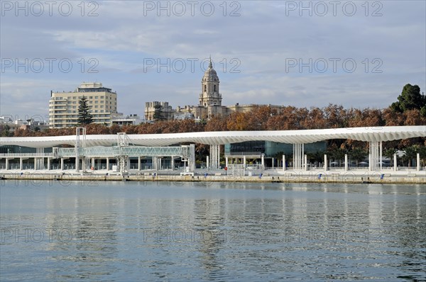 El Palmeral de las Sorpresas waterfront promenade at the harbour