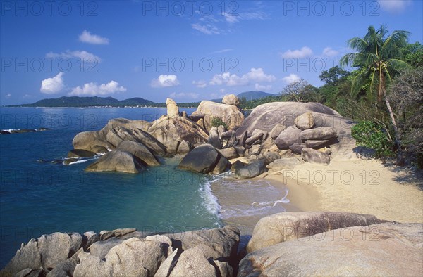 Hin Ta and Hin Yai Rocks