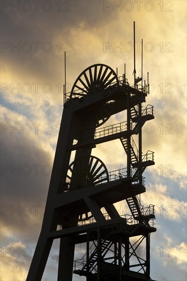 Headframe