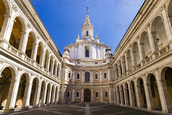 Courtyard of Studium Urbis
