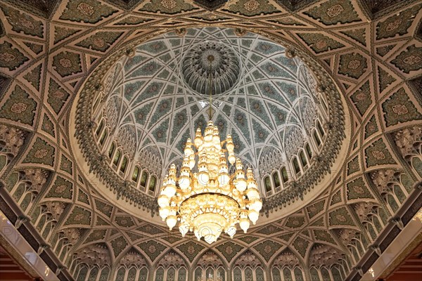 Large chandelier in the dome