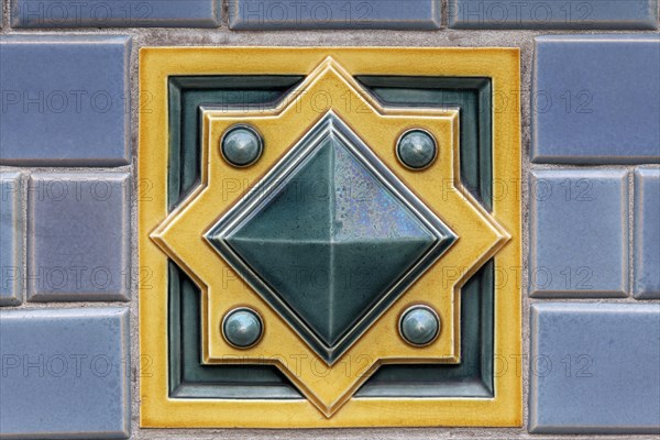 Art Deco tile with ornamentation