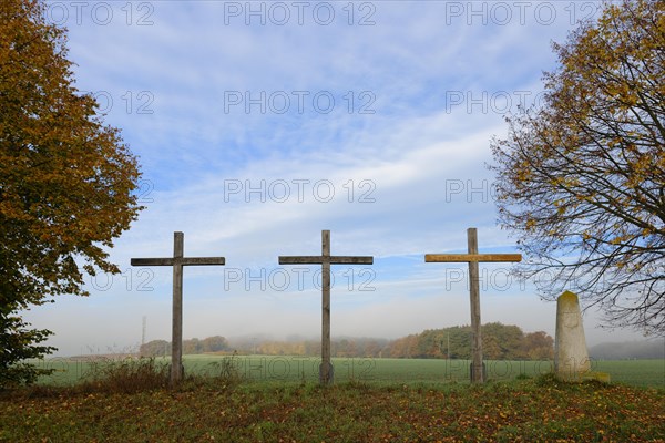 Three crosses mark the boundary of 1818 between the Electorate of Bavaria and the Prince-Bishopric of Eichstatt