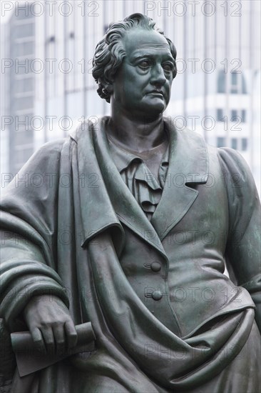 Statue of Johann Wolfgang von Goethe