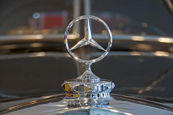 Mercedes star