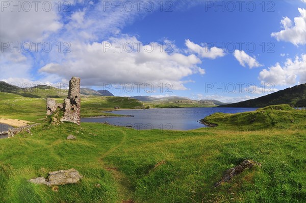 The ruins of Ardvreck Castle