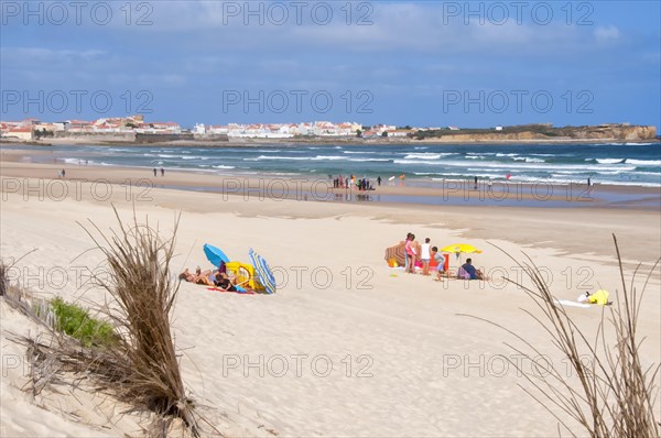 Illustration of Praia da Cova de Alfarroba beach