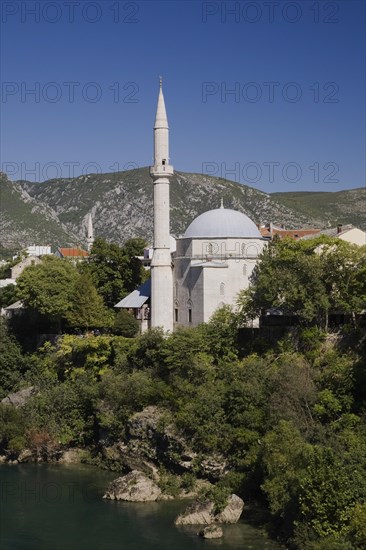 Mosque and Neretva River