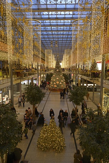 Christmas lights at the shopping centre 'Potsdamer Platz Arkaden'