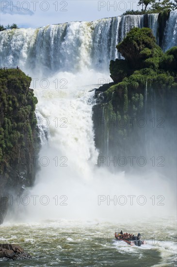 Jetboat underneath the Iguazu Falls