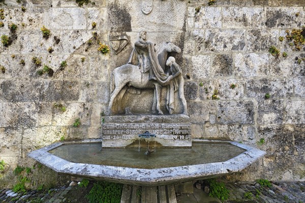 Fountain to commemorate that the city was saved from destruction in 1945
