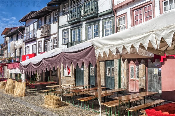 Praca de Santiago square during the Afonsina fair