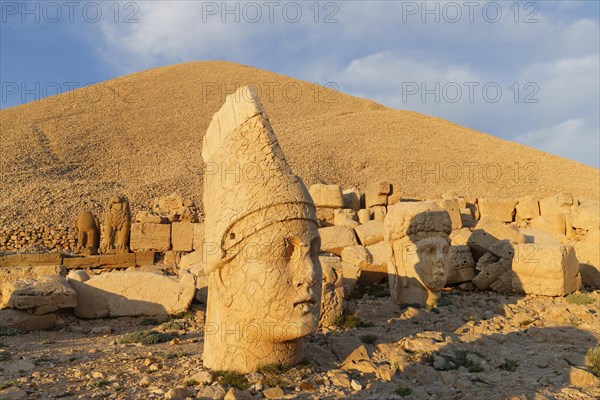 Heads of Antiochus and Tyche of Commagene